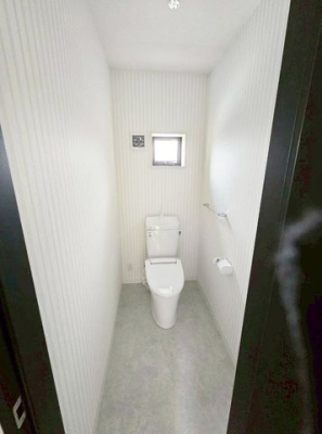 �ޗǌ�����s�����P�u �̒��È�ˌ��Ẵg�C��