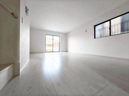 ޗǌs ̐VzˌẴrO