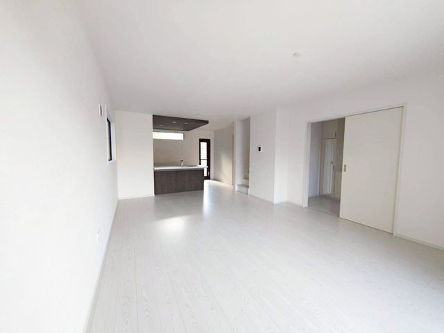 ޗǌs ̐VzˌẴrO