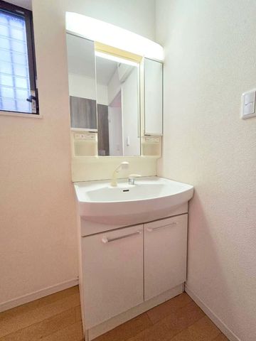 ޗǌޗǎsブu2ڂ̒ÈˌĂ̐ʑEʏ