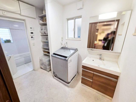 ޗǌޗǎsOO ̒ÈˌĂ̐ʑEʏ