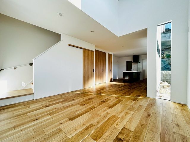 ޗǌsJc ̐VzˌẴrO