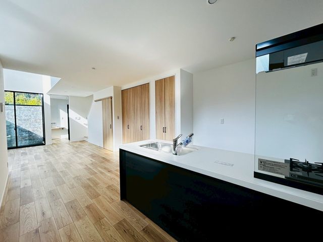 ޗǌsJc ̐VzˌẴrO