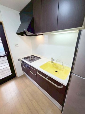 ޗǌޗǎsO{ ̒ÈˌĂ̐ʑEʏ