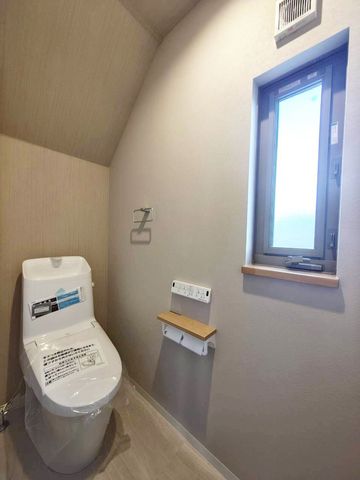 ���s�{���y�S���ؒ�����9���ڂ̒��È�ˌ��Ẵg�C��