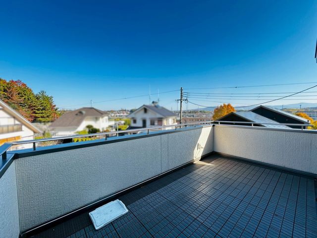 �ޗǌ��ޗǎs�ێR1���ڂ̒��È�ˌ��Ẵo���R�j�[