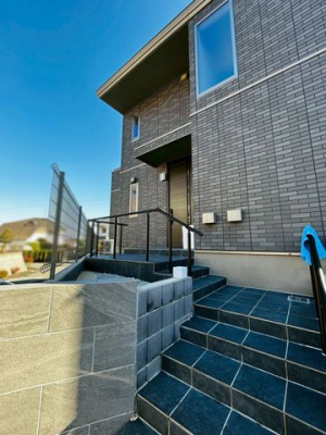 �ޗǌ��ޗǎs�ێR1���ڂ̒��È�ˌ��Ă̌���