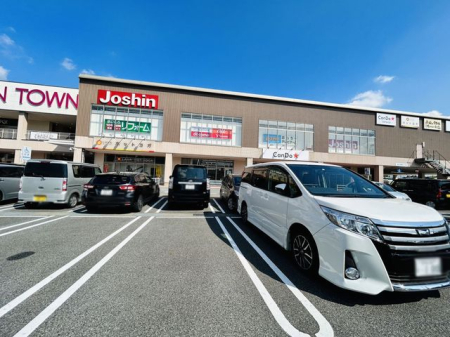 �ޗǌ��ޗǎs�ێR1���ڂ̒��È�ˌ��Ă̎��ӊ�