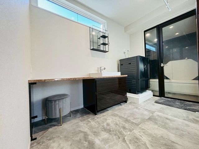 �ޗǌ����Ŏs�ʏ� �̒��È�ˌ��Ă̐��ʑ�E���ʏ�