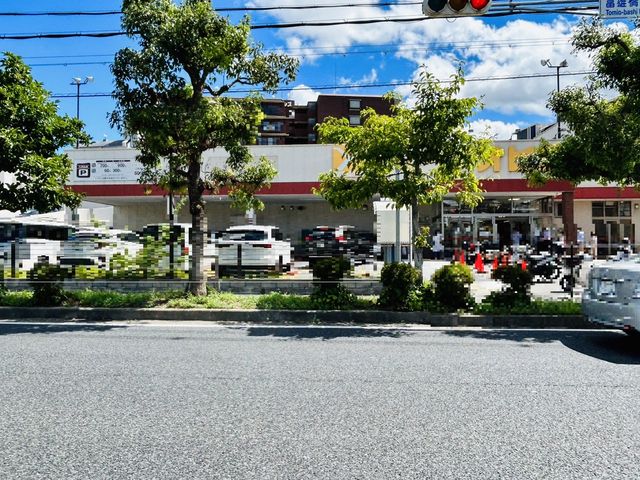 �ޗǌ��ޗǎs��ˎR6���ڂ̒��Ã}���V�����̎��ӊ�