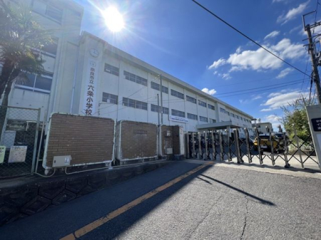 �ޗǌ��ޗǎs���𐼒�1���ڂ̒��È�ˌ��Ă̎��ӊ�