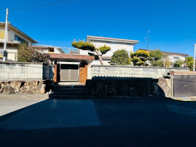 �ޗǌ��ޗǎs��ˎR��3���ڂ̓y�n�̌��n�y�n�ʐ^