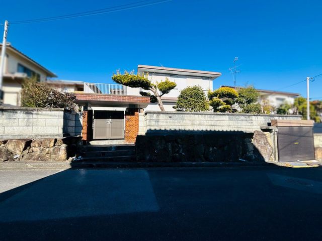 �ޗǌ��ޗǎs��ˎR��3���ڂ̓y�n�̌��n�y�n�ʐ^