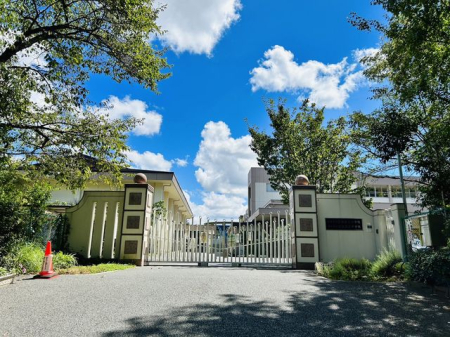 �ޗǌ��ޗǎs��ˎR��3���ڂ̓y�n�̎��ӊ�