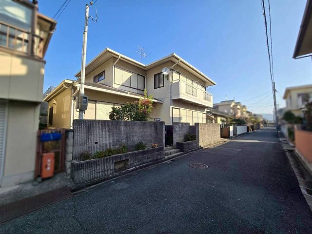 �ޗǌ��ޗǎs��i�䒬 �̓y�n�̌��n�y�n�ʐ^