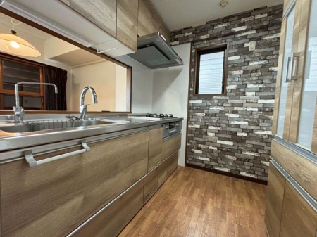 �ޗǌ��ޗǎs�k��[�� �̒��Ã}���V�����̃L�b�`��