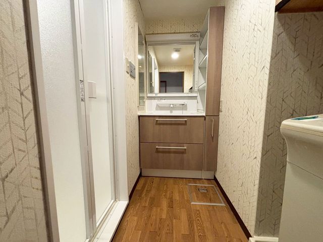 �ޗǌ��ޗǎs�k��[�� �̒��Ã}���V�����̐��ʑ�E���ʏ�