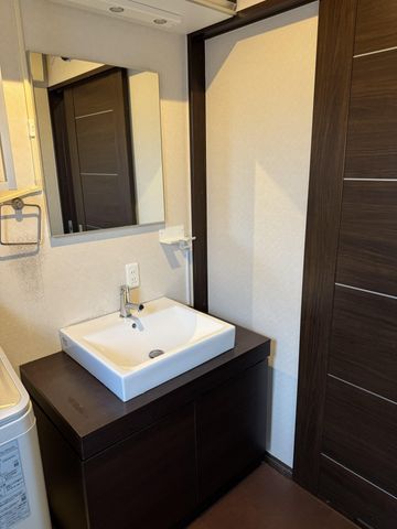 �ޗǌ��ޗǎs���o�����u1���ڂ̒��È�ˌ��Ă̐��ʑ�E���ʏ�