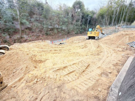 �ޗǌ�����s�㒬 �̓y�n�̌��n�y�n�ʐ^