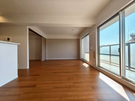 �ޗǌ��ޗǎs���厛�k��1���ڂ̒��Ã}���V�����̃��r���O