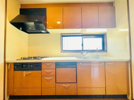 �ޗǌ��ޗǎs����5���ڂ̒��È�ˌ��ẴL�b�`��