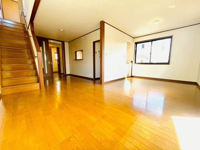 �ޗǌ��ޗǎs����5���ڂ̒��È�ˌ��Ẵ��r���O