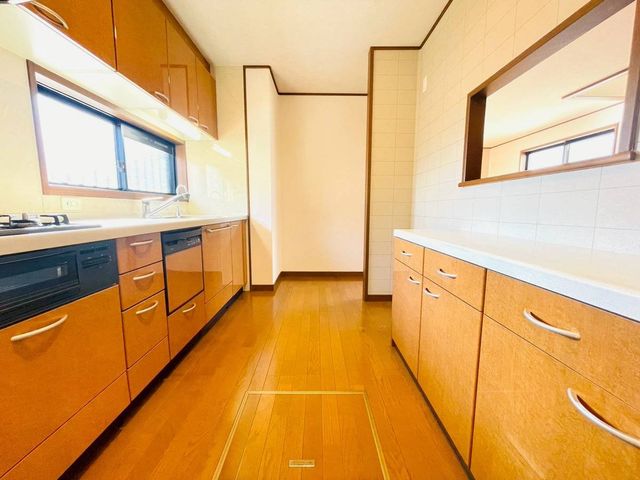 �ޗǌ��ޗǎs����5���ڂ̒��È�ˌ��ẴL�b�`��