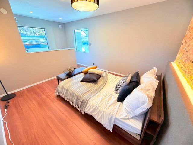 �ޗǌ�����s�Ғ� �̐V�z��ˌ��Ă̂��̑�����