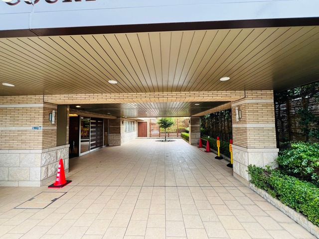 �ޗǌ��ޗǎs�l���H1���ڂ̒��Ã}���V�����̌��n�O�ώʐ^