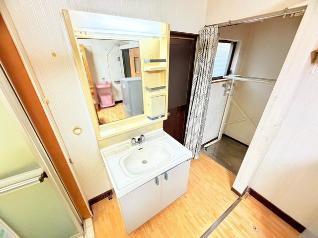 �ޗǌ��ޗǎs�싞�I��5���ڂ̒��È�ˌ��Ă̐��ʑ�E���ʏ�