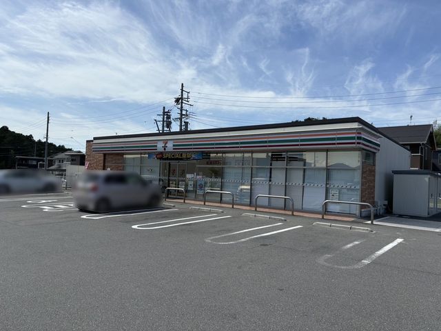 ���s�{�ؒÐ�s��R��10���ڂ̓y�n�̎��ӊ�