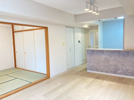 �ޗǌ�����s�R��V�� �̒��Ã}���V�����̃��r���O