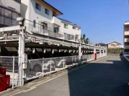 �ޗǌ�����s�����P�u �̒��Ã}���V�����̌��n�O�ώʐ^