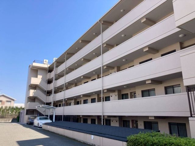 �ޗǌ�����s�����P�u �̒��Ã}���V�����̌��n�O�ώʐ^