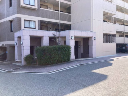 �ޗǌ�����s�����P�u �̒��Ã}���V�����̌��n�O�ώʐ^