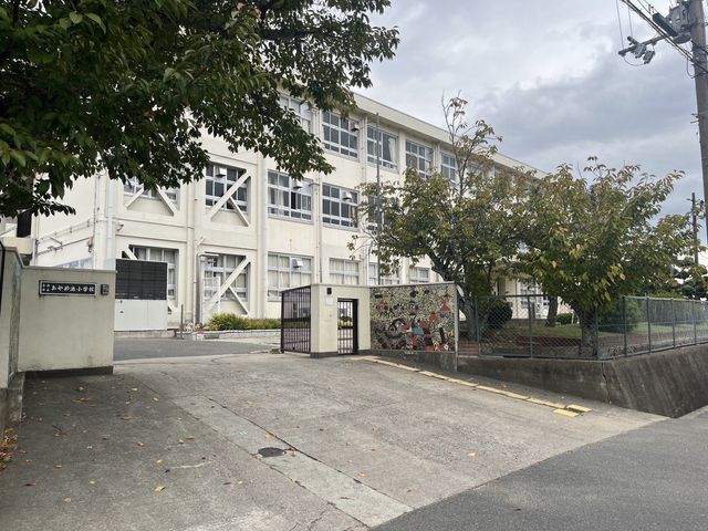 �ޗǌ��ޗǎs�w����1���ڂ̓y�n�̎��ӊ�