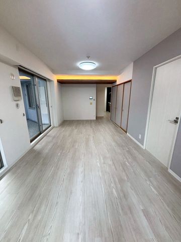 ���{���ʎs�D�꓌3���ڂ̒��Ã}���V�����̃��r���O