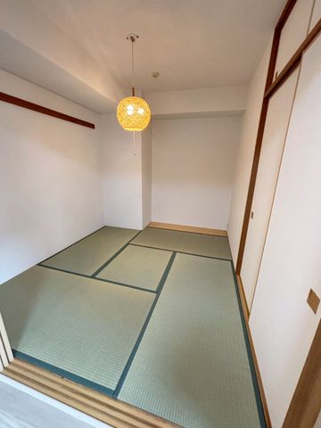 ���{���ʎs�D�꓌3���ڂ̒��Ã}���V�����̎��[