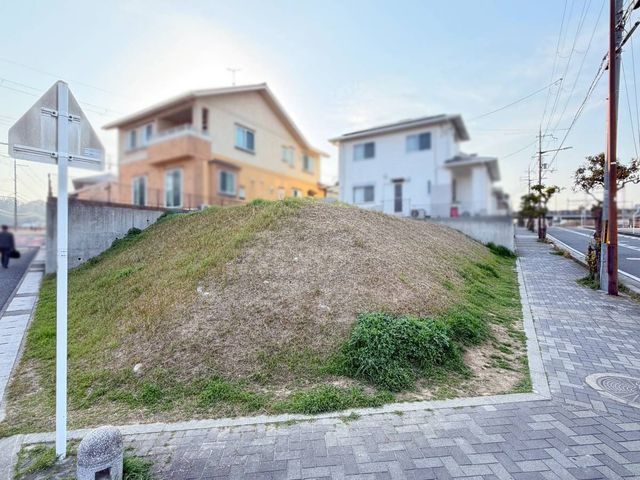 �ޗǌ����Ŏs���R��1���ڂ̓y�n�̌��n�y�n�ʐ^