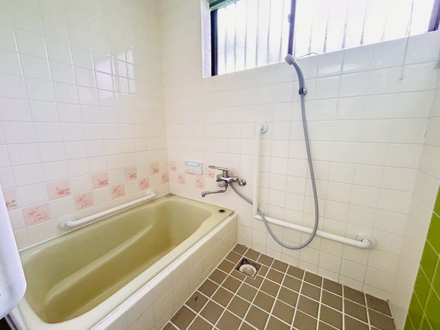 �ޗǌ��k����S��q�����P�u2���ڂ̒��È�ˌ��Ă̗���