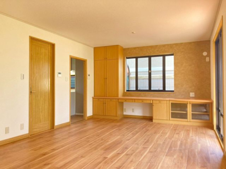 ���s�{���y�S���ؒ�����7���ڂ̒��È�ˌ��Ẵo���R�j�[