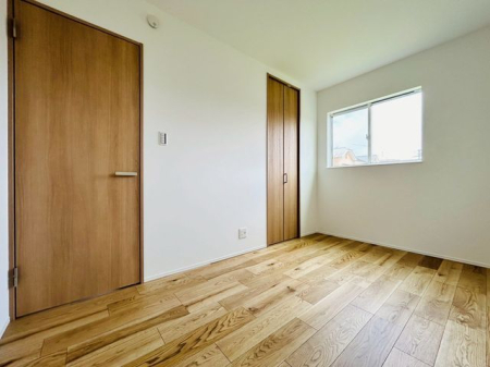 �ޗǌ�����s������ �̐V�z��ˌ��Ẵo���R�j�[