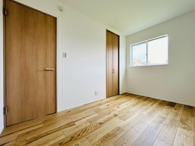 �ޗǌ�����s������ �̐V�z��ˌ��Ẵo���R�j�[