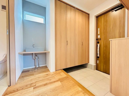 �ޗǌ�����s������ �̐V�z��ˌ��Ă̎��[