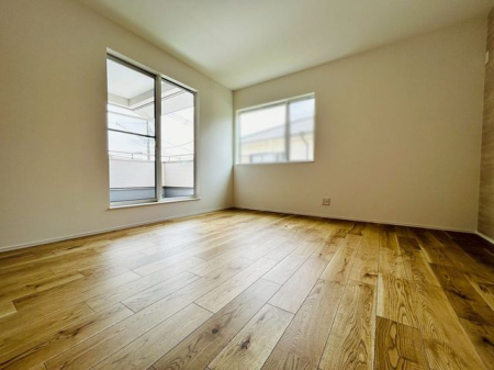 �ޗǌ�����s������ �̐V�z��ˌ��Ă̎��[