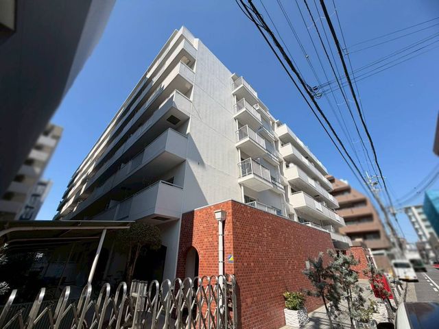 �ޗǌ��ޗǎs���厛������1���ڂ̒��Ã}���V�����̌��n�O�ώʐ^