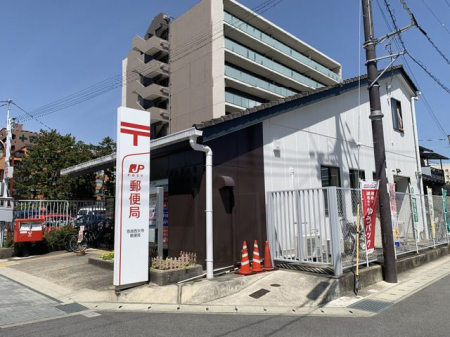 �ޗǌ��ޗǎs���厛������1���ڂ̒��Ã}���V�����̎��ӊ�