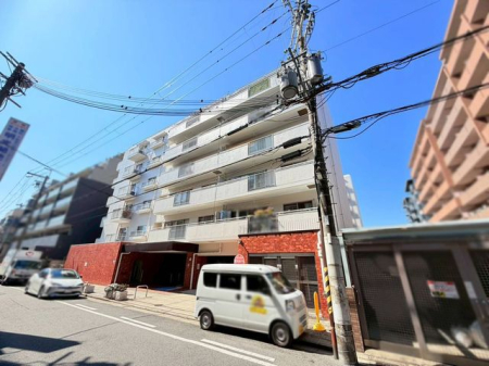 �ޗǌ��ޗǎs���厛������1���ڂ̒��Ã}���V�����̌��n�O�ώʐ^