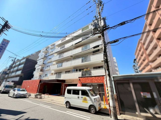 �ޗǌ��ޗǎs���厛������1���ڂ̒��Ã}���V�����̌��n�O�ώʐ^