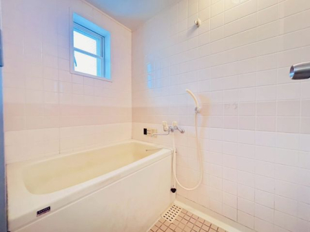 �ޗǌ��ޗǎs���m���� �̒��È�ˌ��Ă̗���